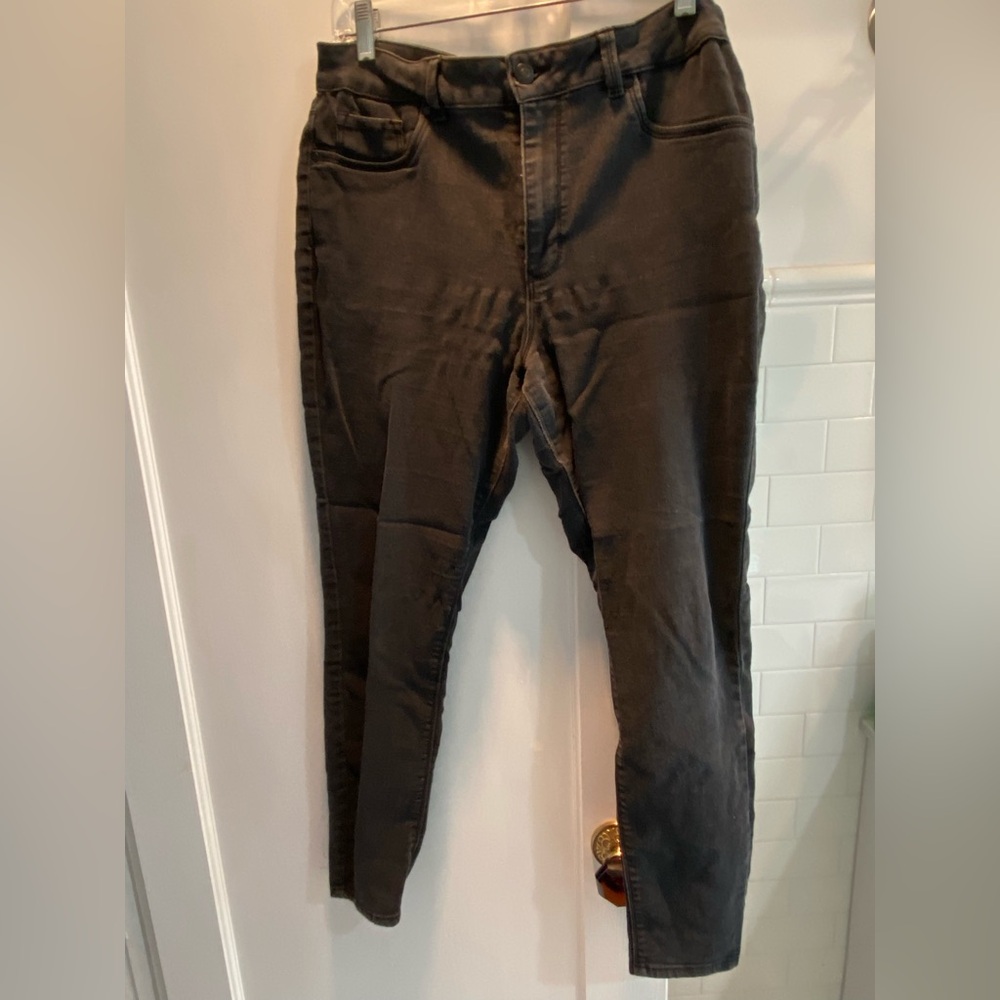 d.jeans- High Rise Slim Leg Jean, Black, Size 12 GUC